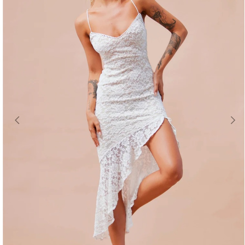 Elegant White Lace Asymmetrical Dress